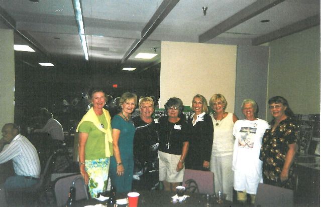 Diane Vance, Frannie Manniko, ?, ?, Joan Braun, Pat Regan, Norma Thurston & Sandra Williams